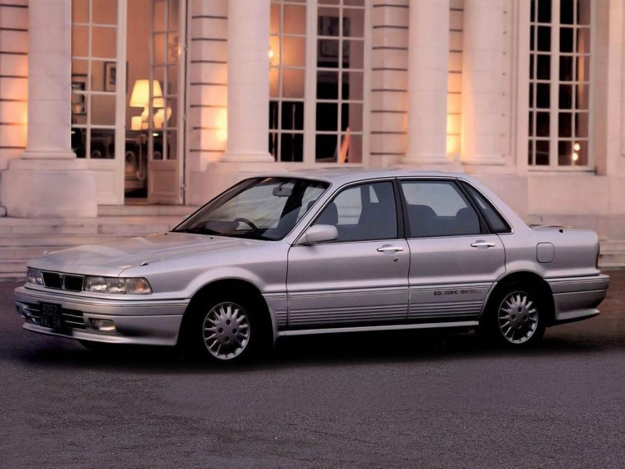  Mitsubishi Galant MX 1989 года  (фото 2 из 2)